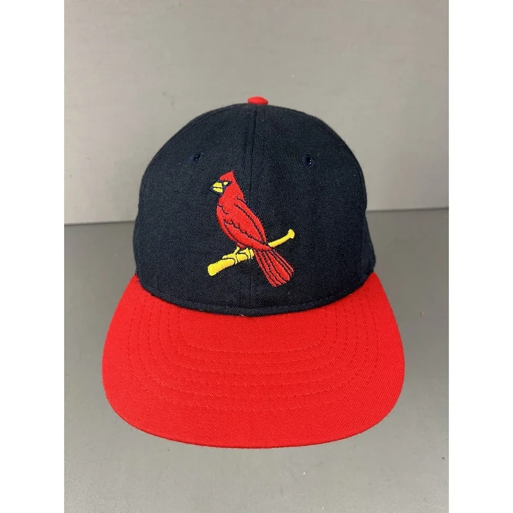 Vintage St Louis Cardinals MLB Fitted Hat Size 7 Roman Pro Leather Band